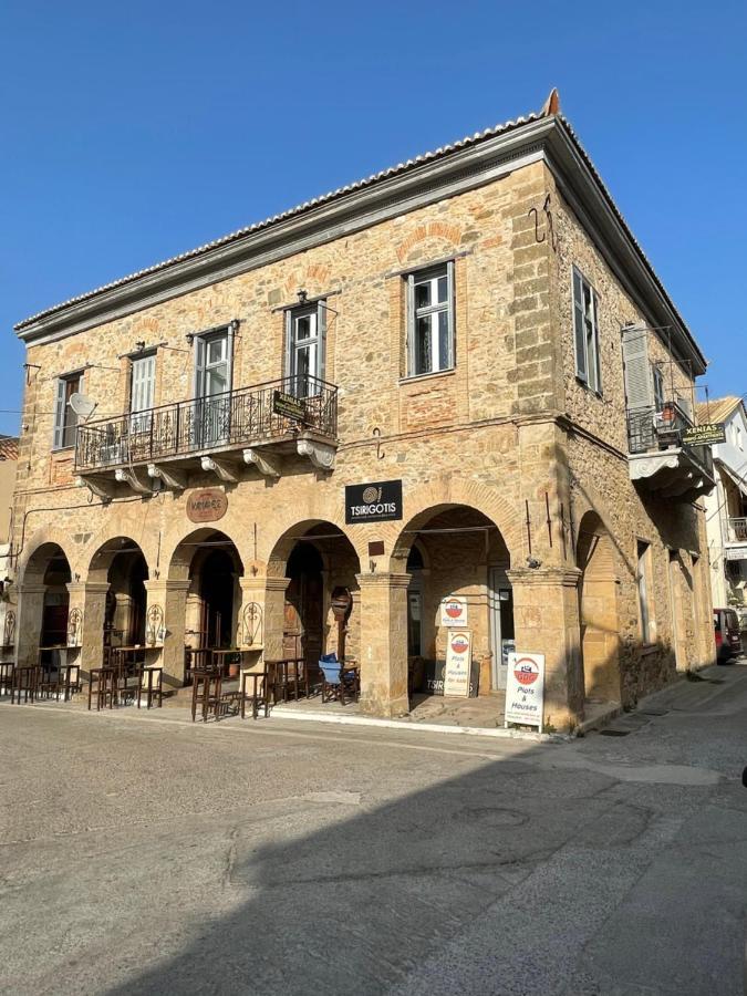 Xenias Rooms Apartments Koroni  Bagian luar foto