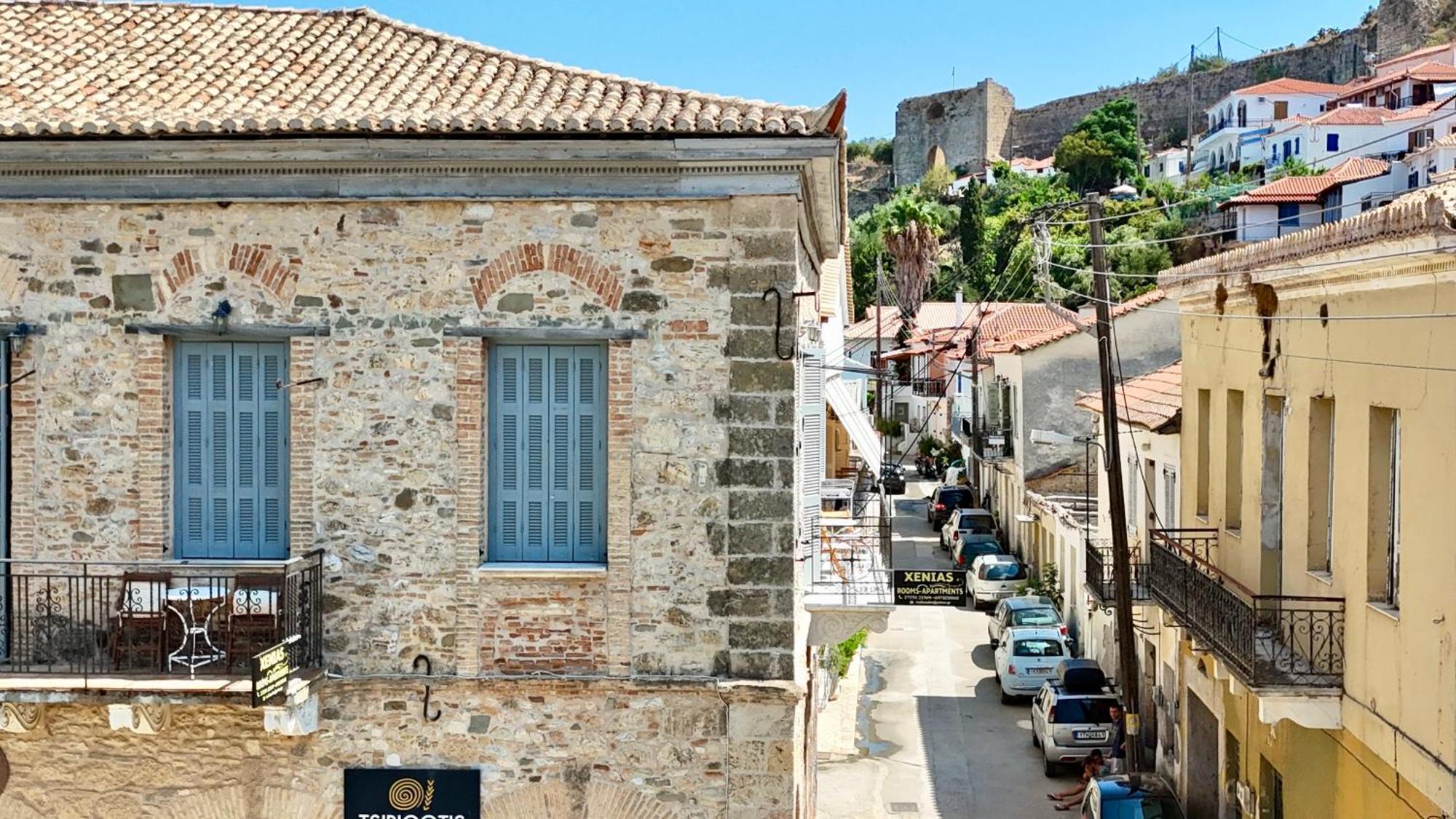 Xenias Rooms Apartments Koroni  Bagian luar foto