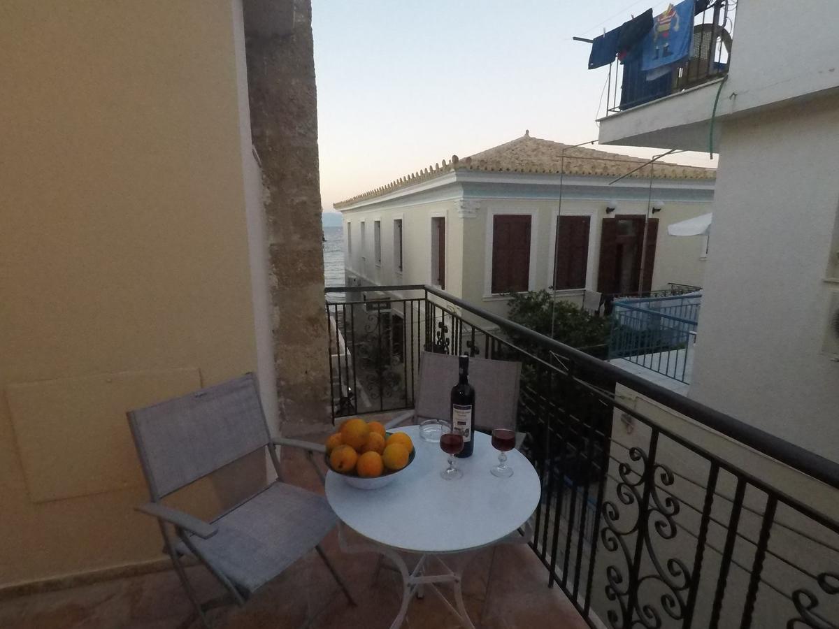 Xenias Rooms Apartments Koroni  Bagian luar foto